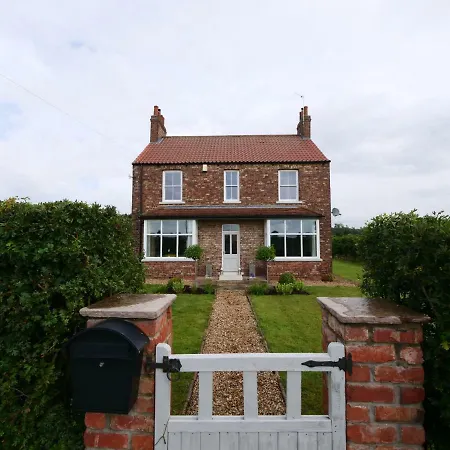 Villa Orchard *